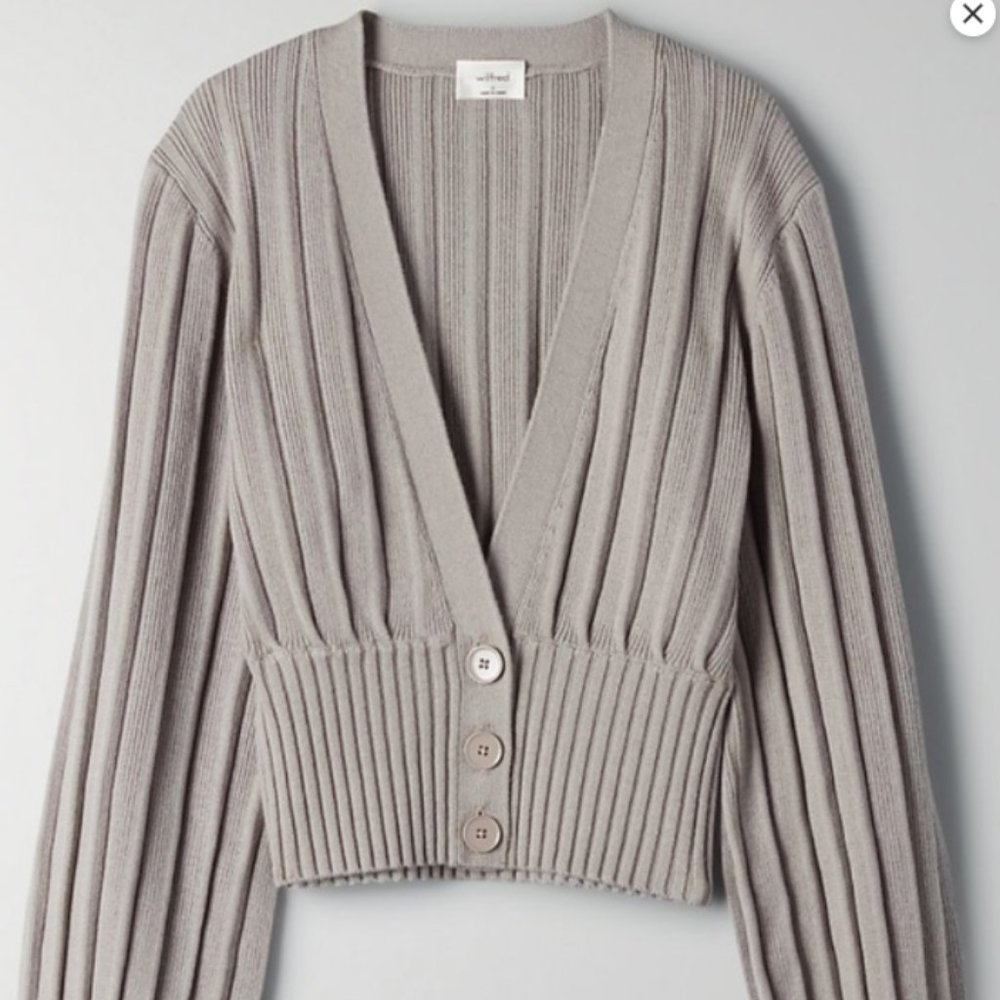 Aritzia Wilfred plunge front cardigan